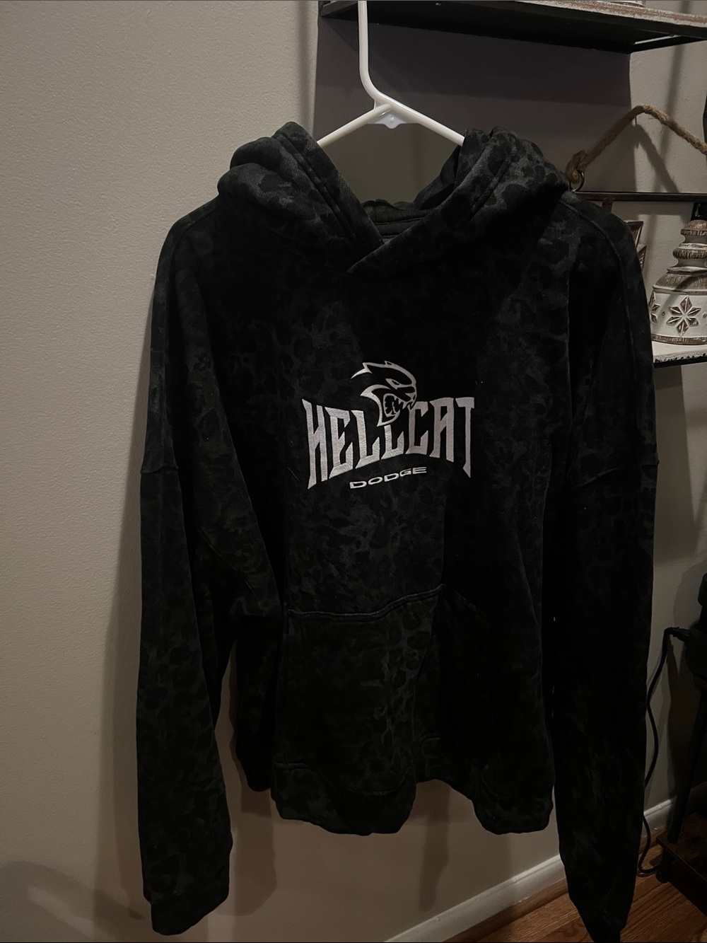 Mens hollister Dodge Hellcat Logo Leopard Hoodie size xxl